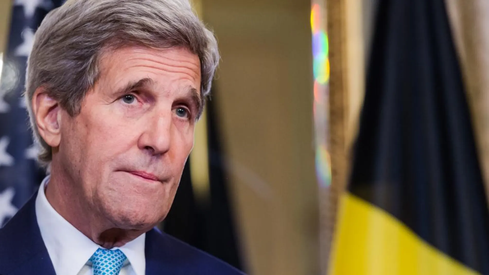 John Kerry se dirige a los medios tras su encuentro con el primer ministro belga, Charles Michel