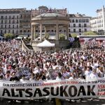 Tras la petición del fiscal a los agresores, el 14 de julio tuvo lugar una manifestación de apoyo a los condenados