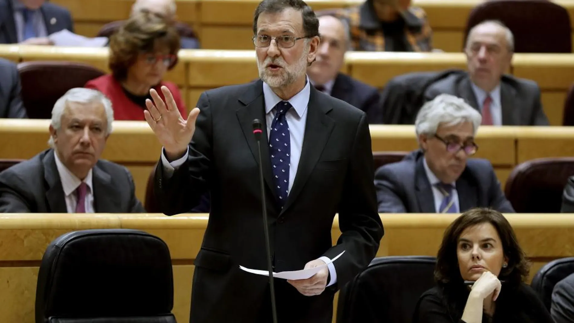 El presidente del Gobierno, Mariano Rajoy, durante su intervención en la sesión de control al Gobierno, esta tarde en el pleno del Senado