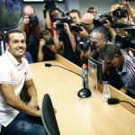 Pedro Rodríguez durante su despedida como futbolista del Barcelona en la Ciudad Deportiva de Sant Joan Despí q