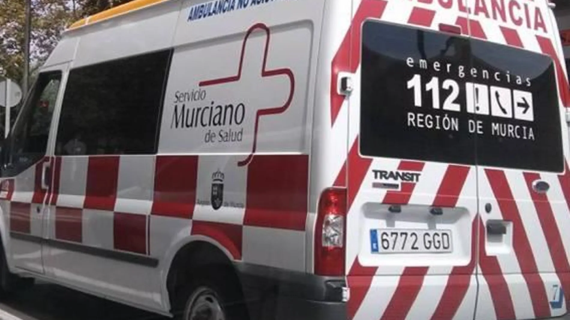 Servicios de emergencia atienden y trasladan a un niño herido al ser atropellado en Altorreal