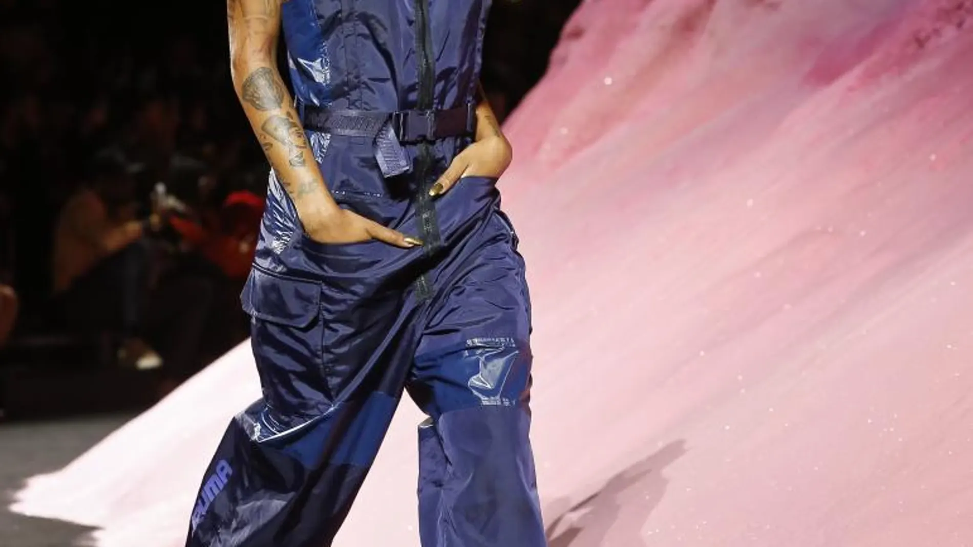 Rihanna revoluciona la Semana de la Moda de Nueva York