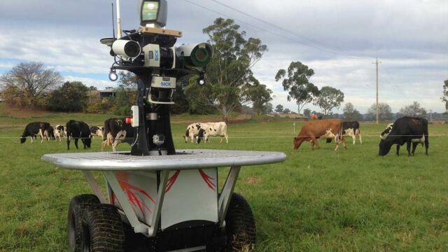 El robot está basado en un modelo anterior dedicado al cuidado de vacas