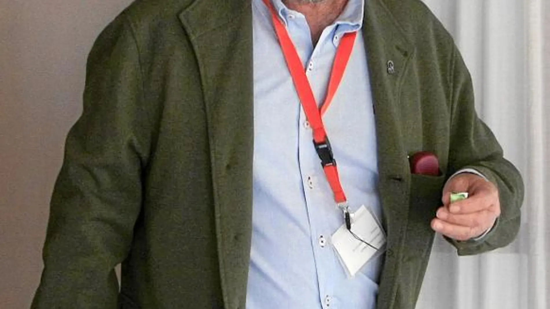 José Ángel Gil Flores, en la comisión
