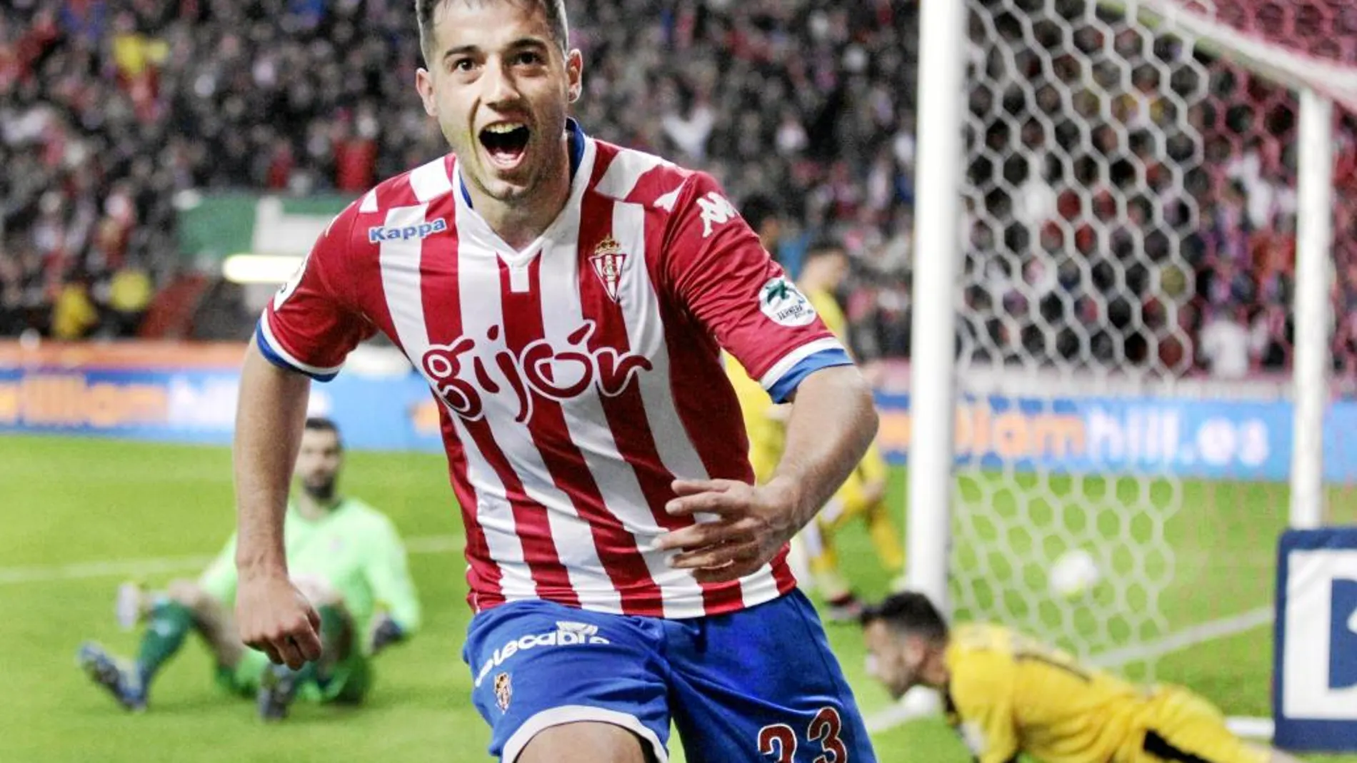 Jony celebra el gol que marcó la pasada jornada ante el Eibar y que dio la victoria al Sporting frente a los guipuzcoanos