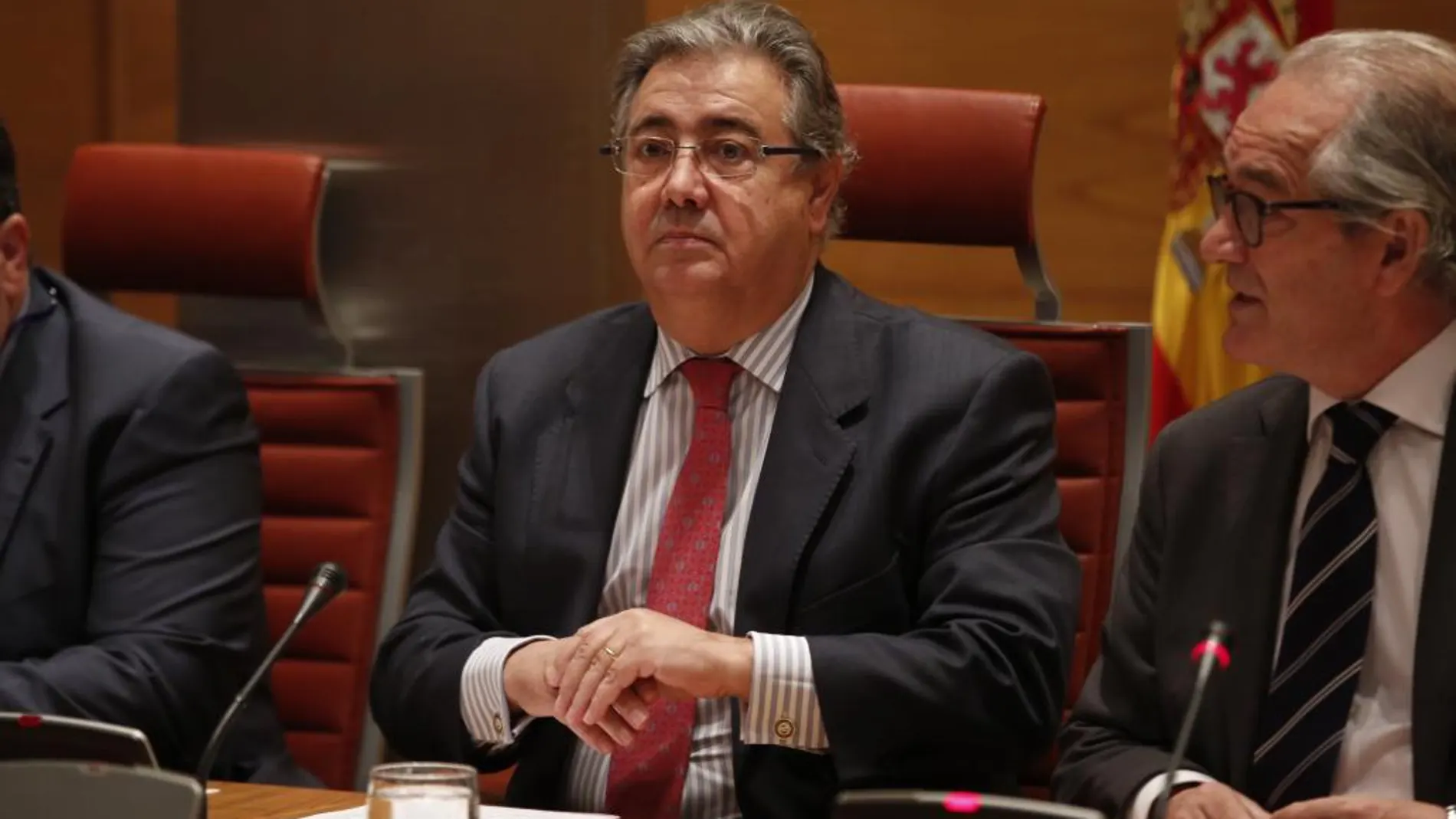 El Ministro del Interior, Juan Ignacio Zoido , en la comisión de Interior del Senado