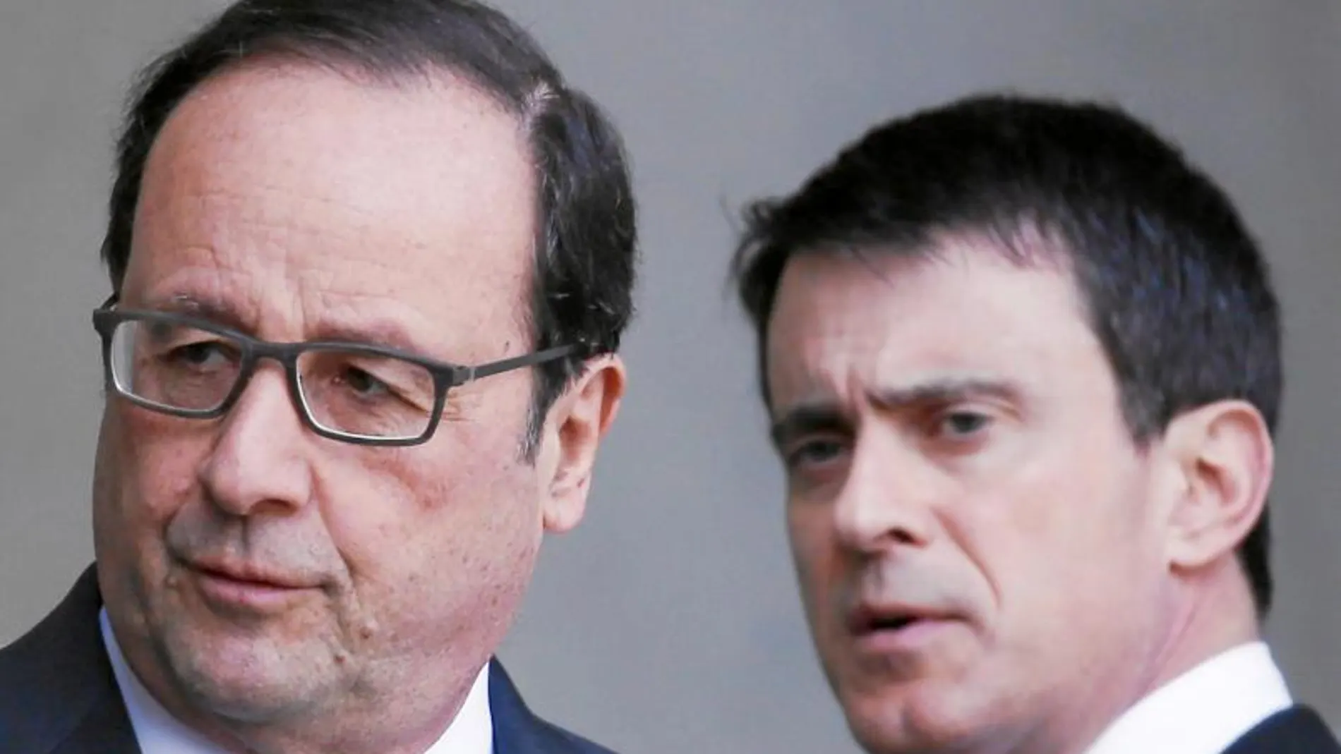 Hollande y Valls después de la reunión de urgencia por los atentados de Bruselas