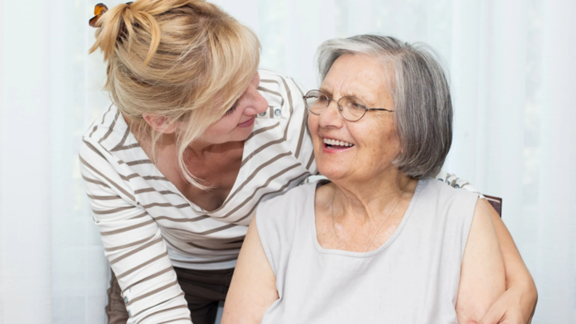 Por qué la mayoría de pacientes de Alzheimer son mujeres