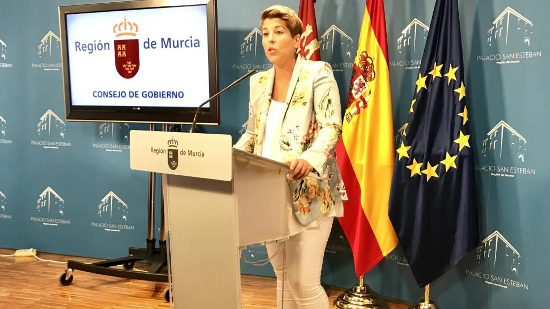 La portavoz regional, Noelia Arroyo, ayer tras la reunión del Consejo de Gobierno