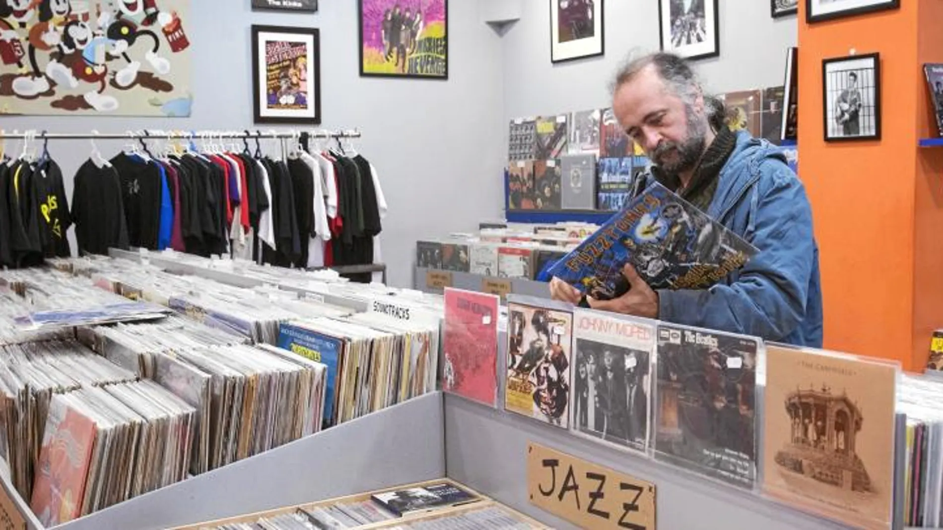 Establecimientos míticos como Cuervo Store o Molar Discos & Libros tendrán actividades todo el día