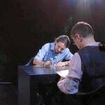Pablo Iglesias y el también fundador de Podemos, Juan Carlos Monedero, poco antes de que comenzara un programa de «La Tuerka»