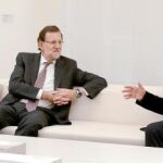 Rajoy se reunió ayer por la tarde en Moncloa con Joan Rosell, Cándido Méndez e Ignacio Fernández Toxo en la ronda de consultas sobre el órdago de los independentistas catalanes