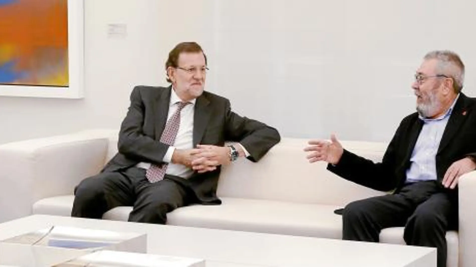 Rajoy se reunió ayer por la tarde en Moncloa con Joan Rosell, Cándido Méndez e Ignacio Fernández Toxo en la ronda de consultas sobre el órdago de los independentistas catalanes