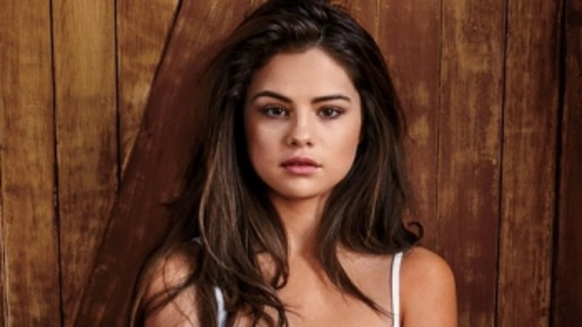 Selena, muy sexy para GQ
