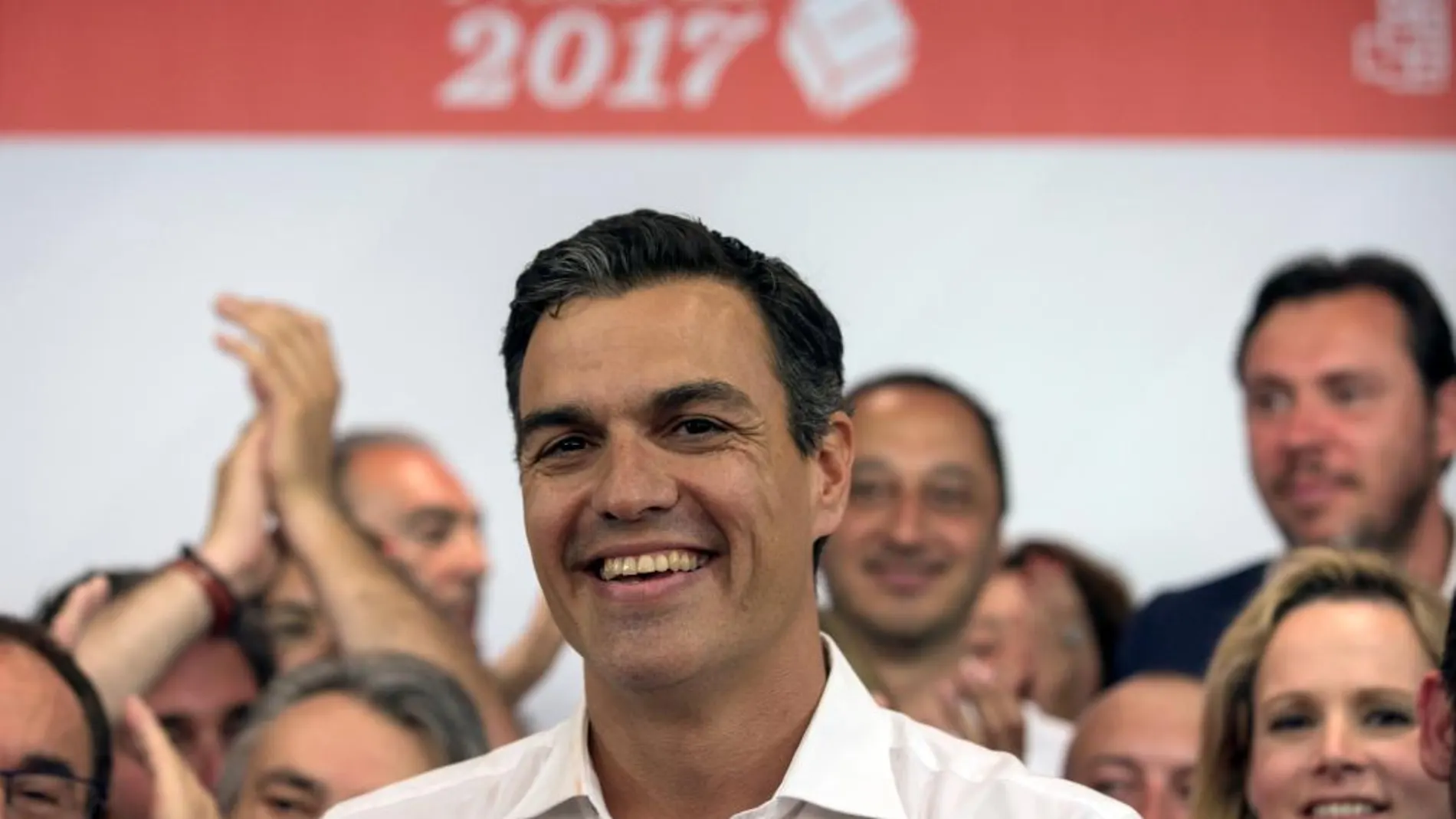 El recién elegido secretario general de los socialistas, Pedro Sánchez