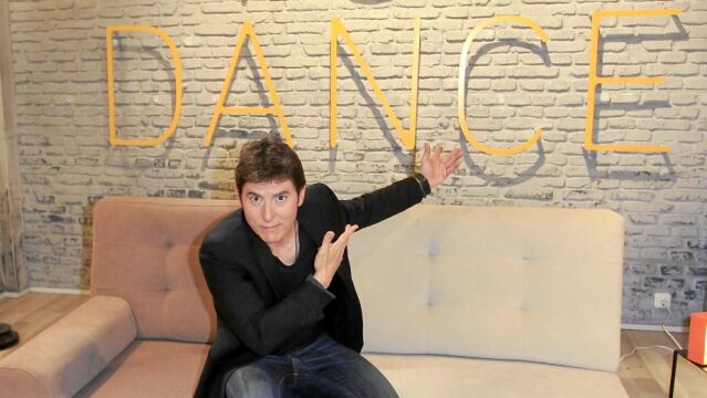 Manel Fuentes es el encargado de presentar este «talent show»
