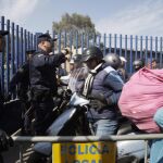 Las aglomeraciones son habituales en el puesto fronterizo de Beni Enzar