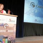 La consejera de Agricultura y Ganadería, Milagros Marcos, presenta la aplicación móvil «CartoDroid».