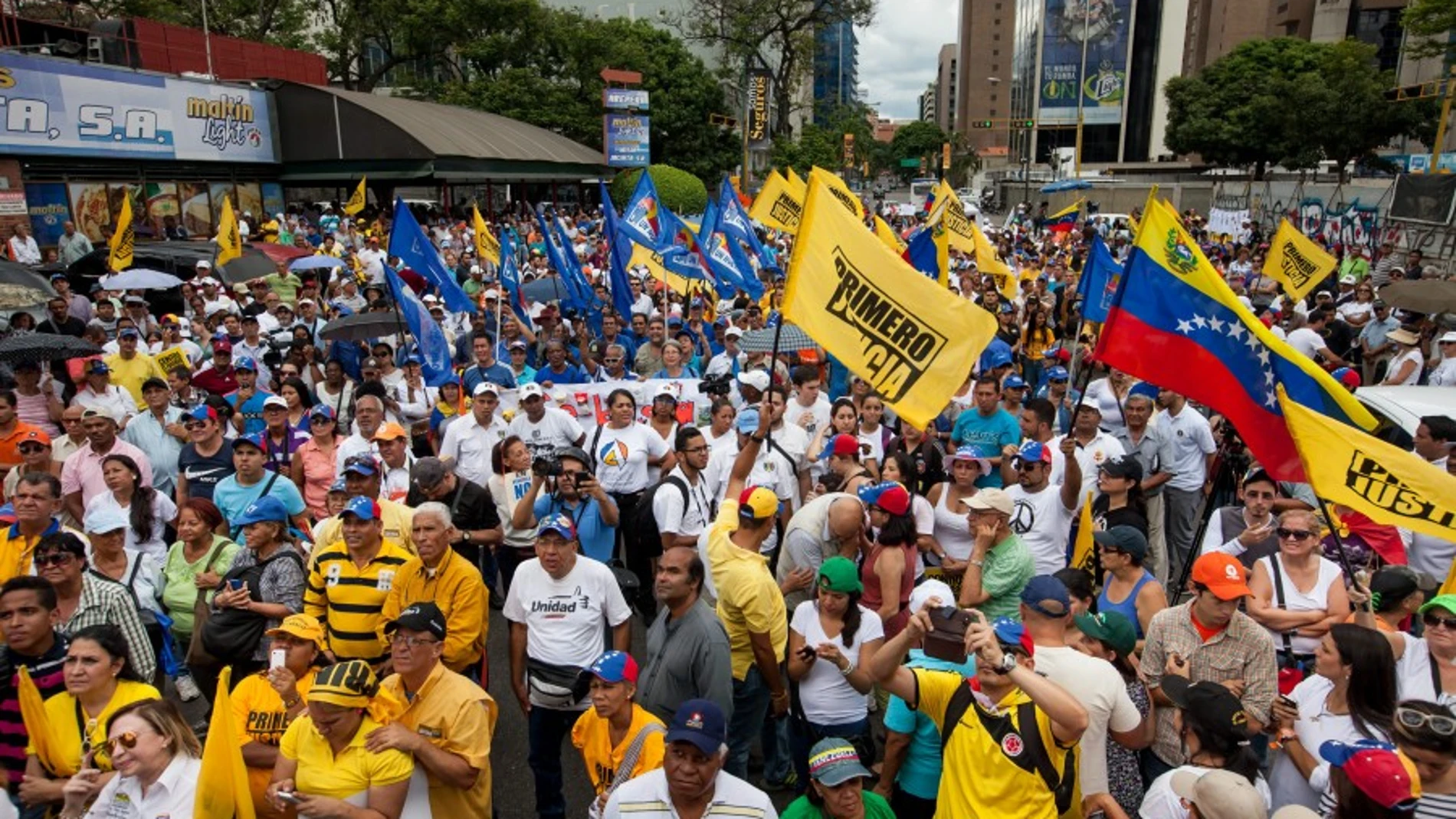 La oposición venezolana no participará en las municipales de diciembre