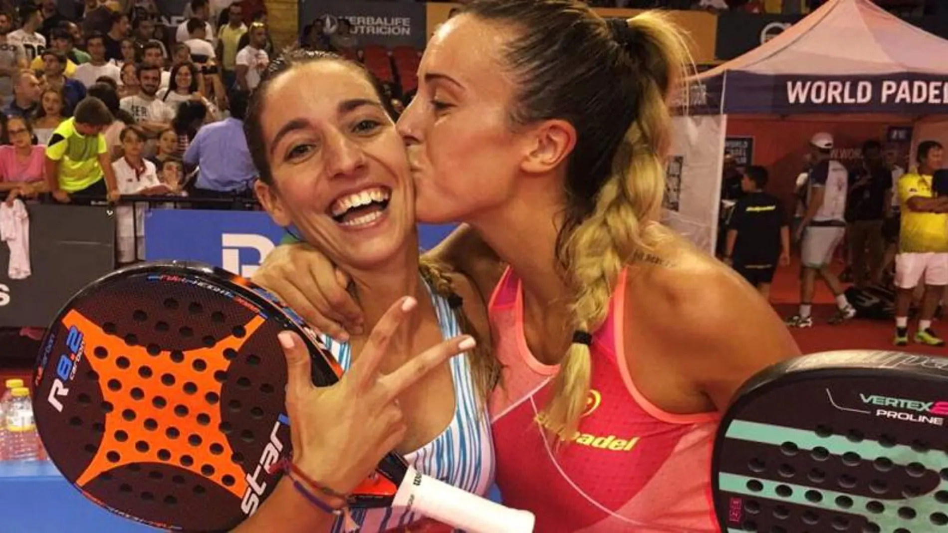Victoria Iglesias y Teresa Navarro partido octavos final Sevilla 2017