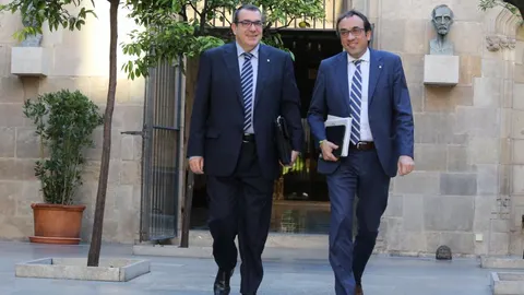 El Govern pide que no se considere delito romper o quemar fotos del Rey