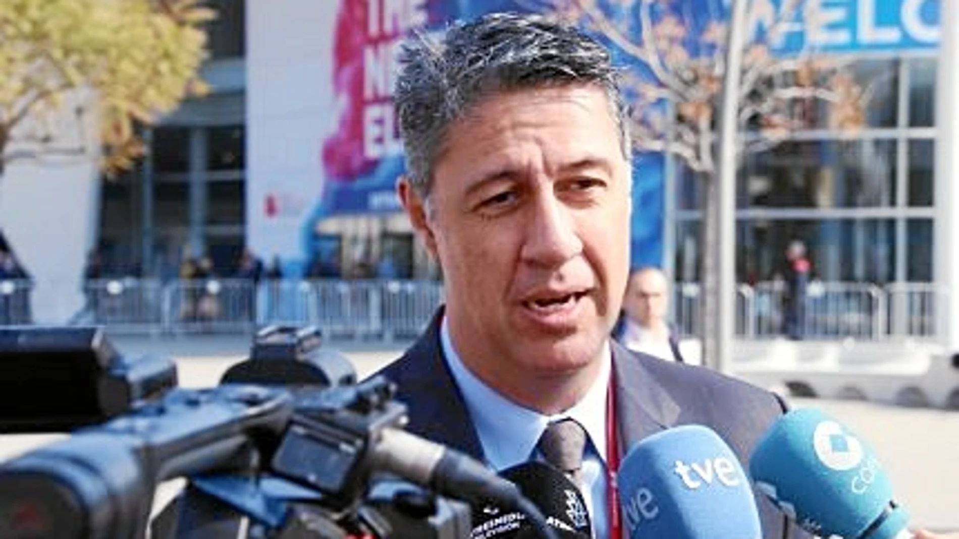El coordinador general del PP catalán, Xavier García Albiol, atendió ayer a los medios