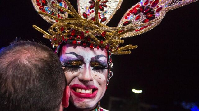 La «drag queen» que se vistió de monja quiere «dar clases de Religión»