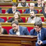 El Govern de Junts pel Sí y el grupo que le da apoyo, ayer, en el Parlament