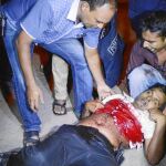 Uno de los heridos tras el golpe terrorista en Dacca