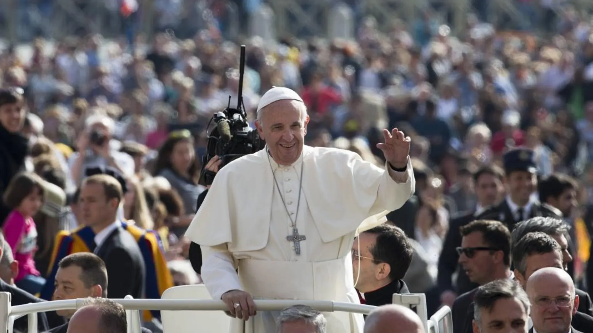 El Papa Francisco en la Plaza de San Pedro