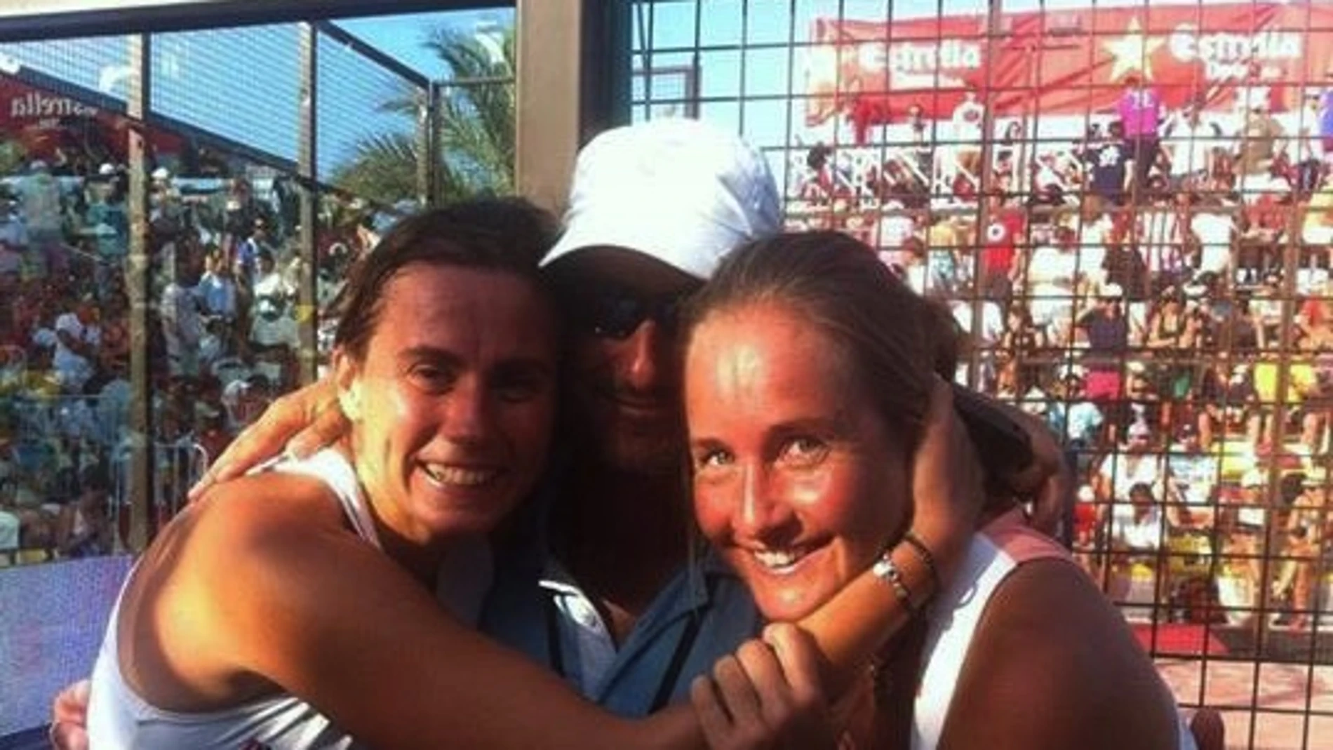 Carolina Navarro, Cecilia Reiter y Miguel Sciorilli