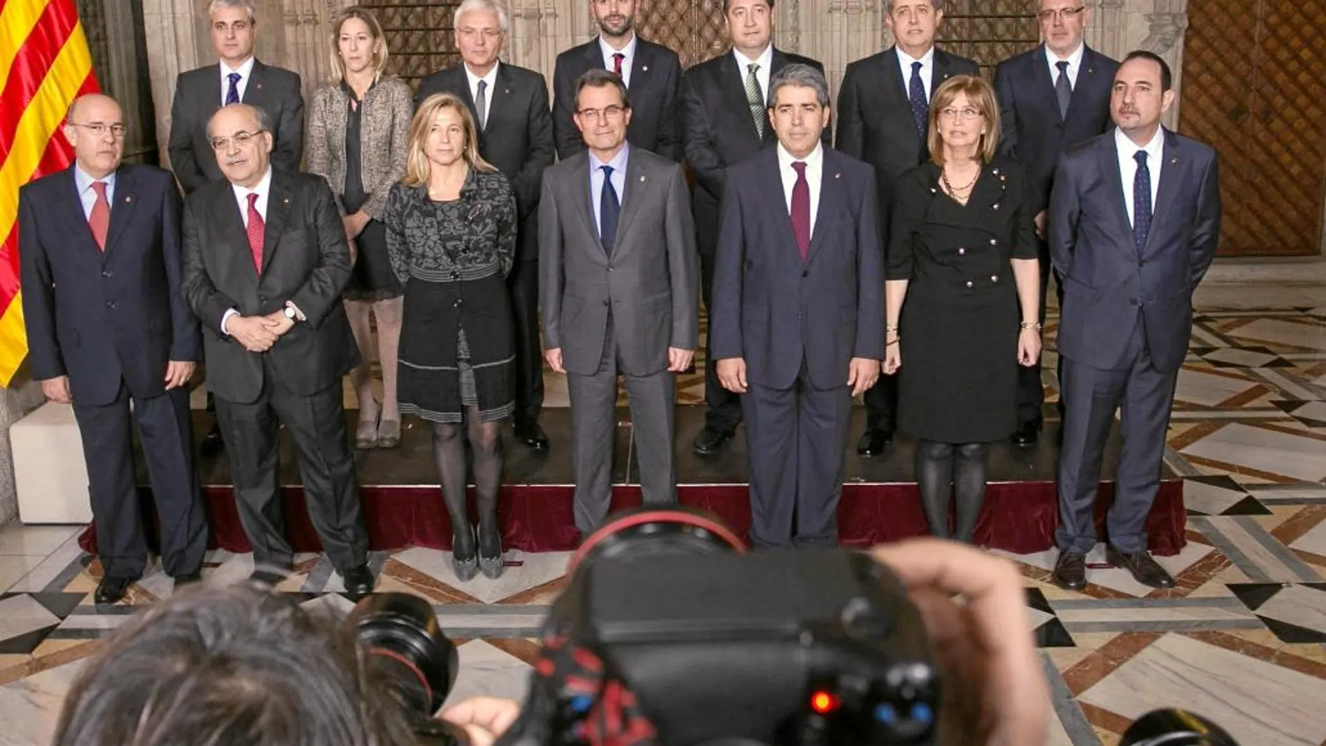 El actual Gobierno de la Generalitat de Cataluña, con Artur Mas al frente, posa al completo