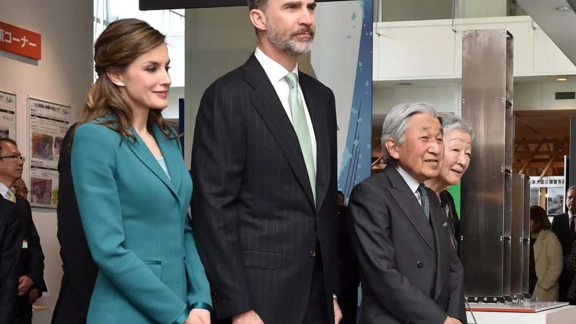 Los Reyes durante su reciente visita a Japón