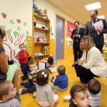 La consejera Alicia García visita la Escuela Infantil «Amanecer», en Valladolid