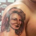 José Fernando se tatúa el rostro de su madre, Rocío Jurado