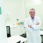 Carlos Guillén es Jefe del Servicio de Dermatología del Instituto Valenciano de Oncología (IVO)