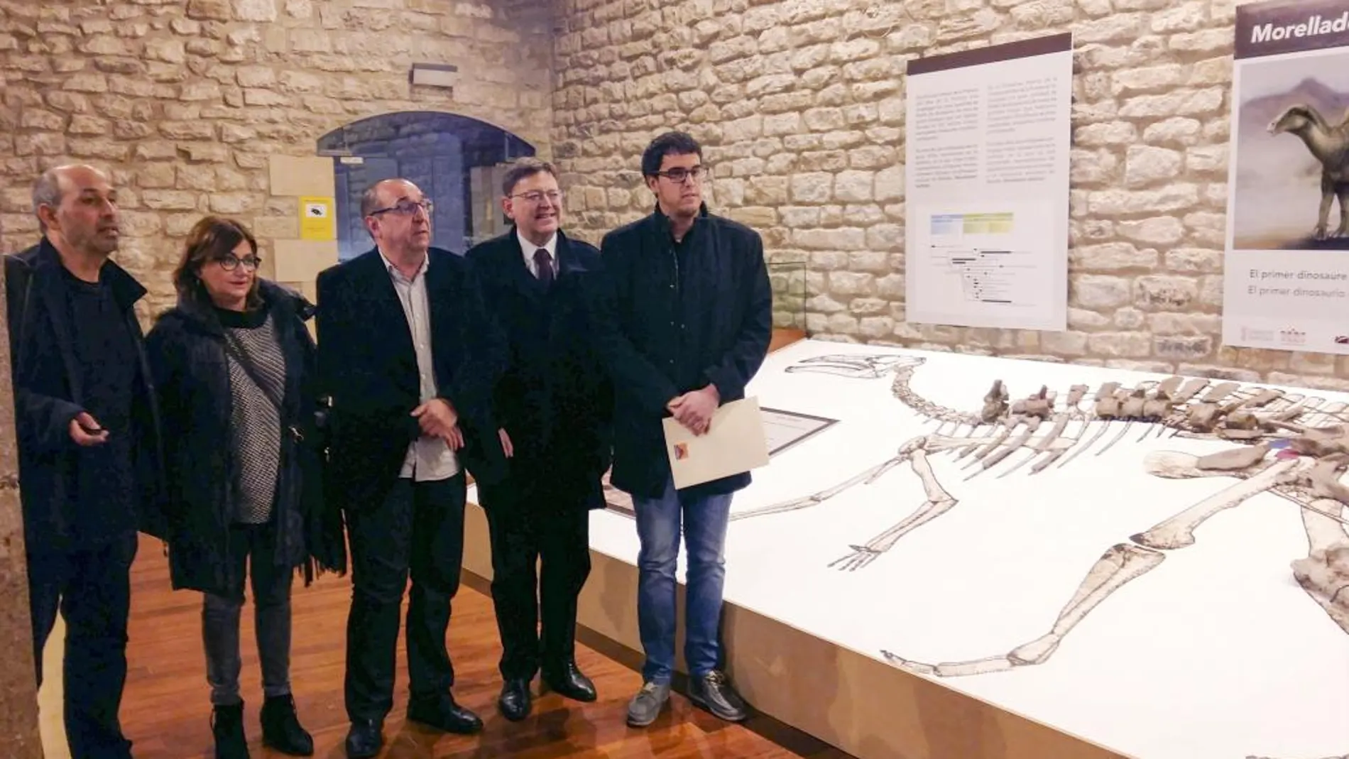 El presidente de la Generalitat, Ximo Puig, y la directora general de Cultura, Carmen Amoraga, asistieron ayer en Morella a la presentación de los restos