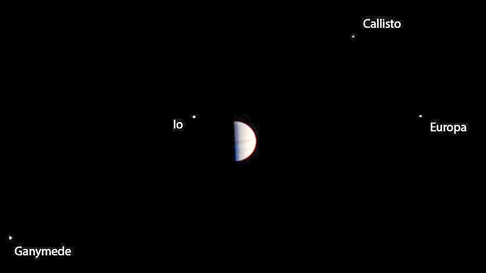La sonda de la NASA capta el planeta gigante y sus tres lunas momentos antes de entrar en su órbita.