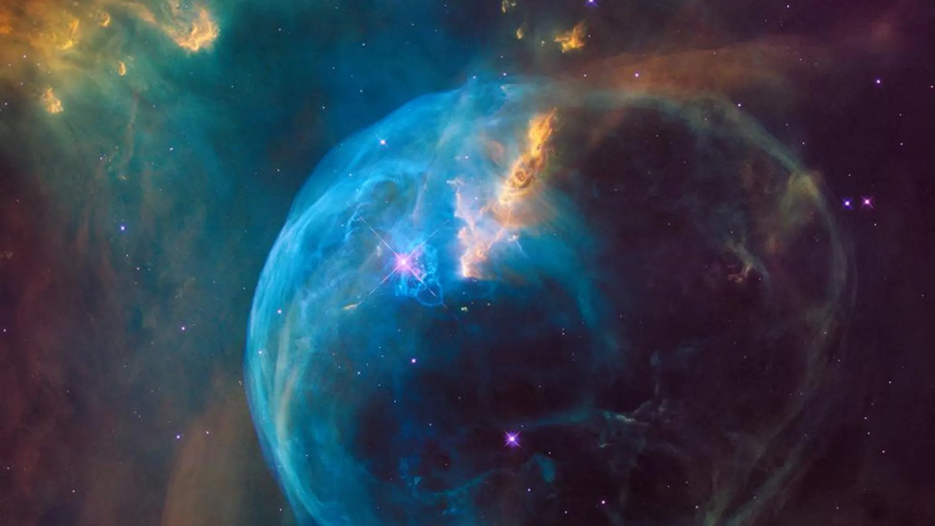El Hubble capta una burbuja cósmica gigante