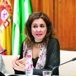 La consejera de Hacienda, María Jesús Montero, defendió que el 97% de las herencias no tributan