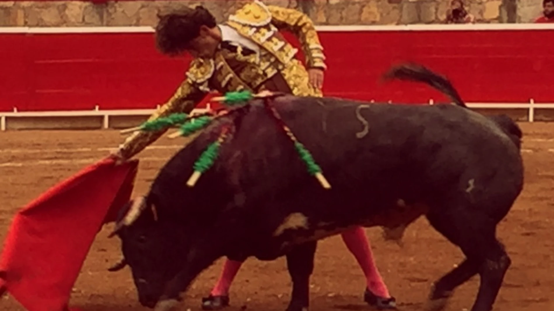Jesús Duque, durante su actuación en la plaza de toros de Morelia