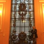 El Reina Victoria celebra cien años con nuevo dueño