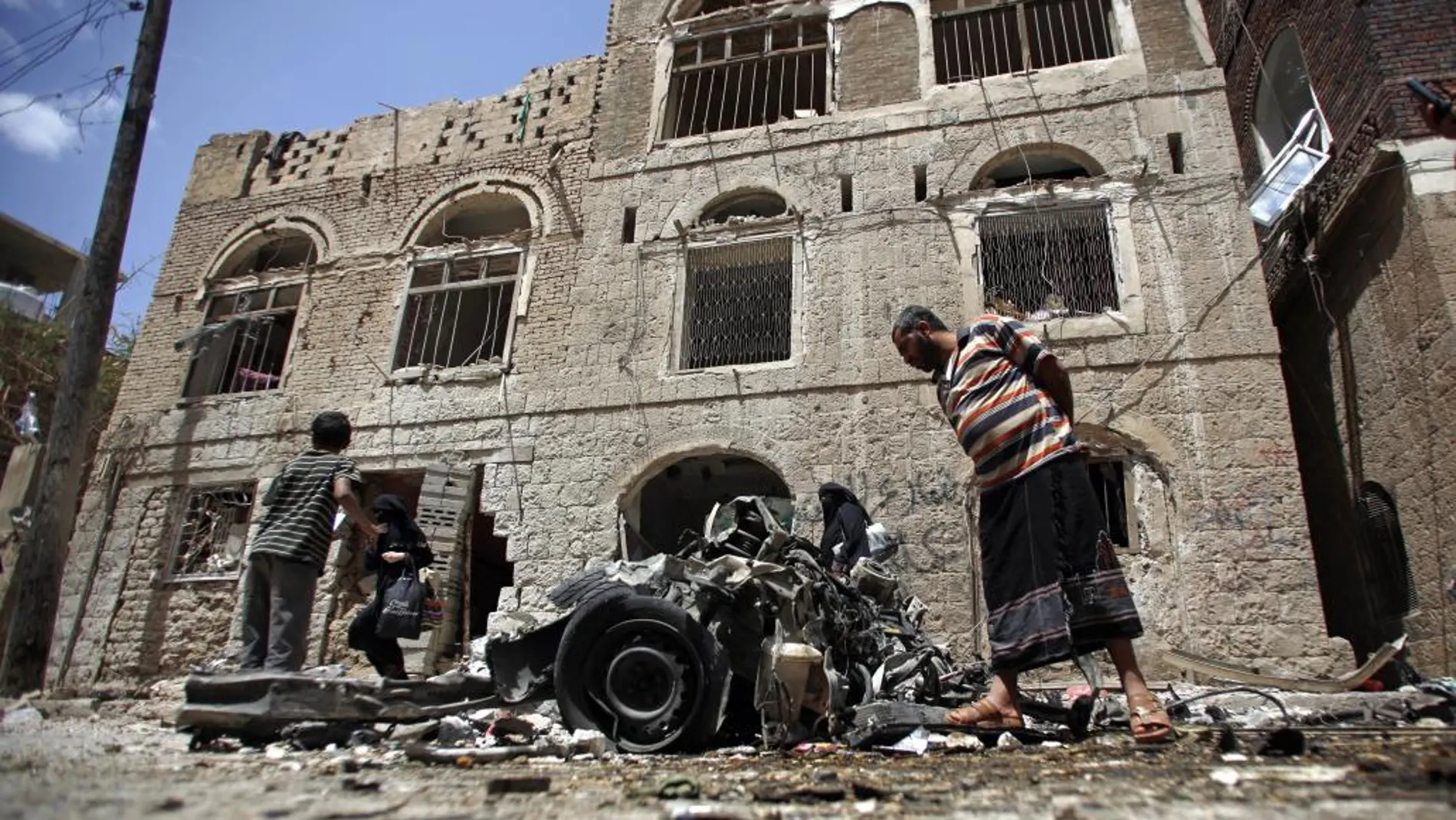 Imagen de archivo de un atentado con coche bomba en Sanaa, Yemen