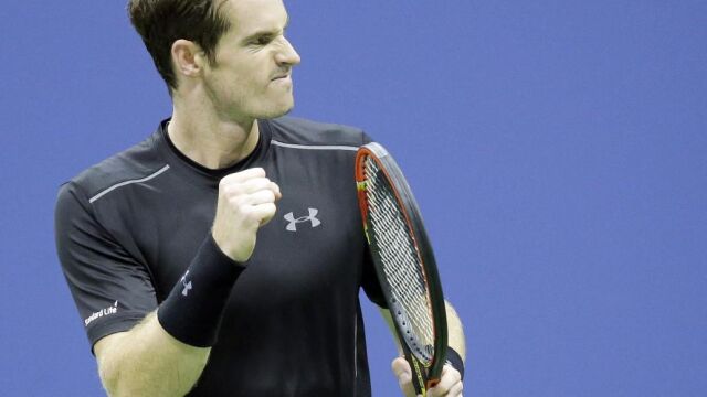 Andy Murray celebra la victoria frente a Thomaz Bellucci