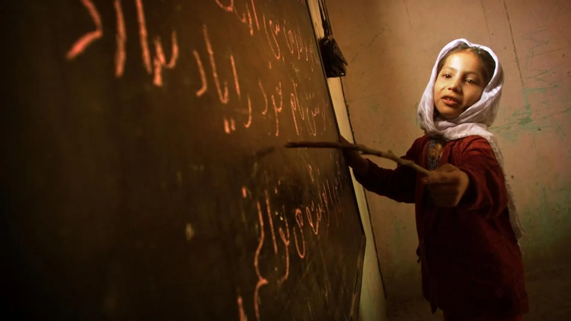 Más de un centenar de alumnas son envenenadas en un colegio en Afganistán