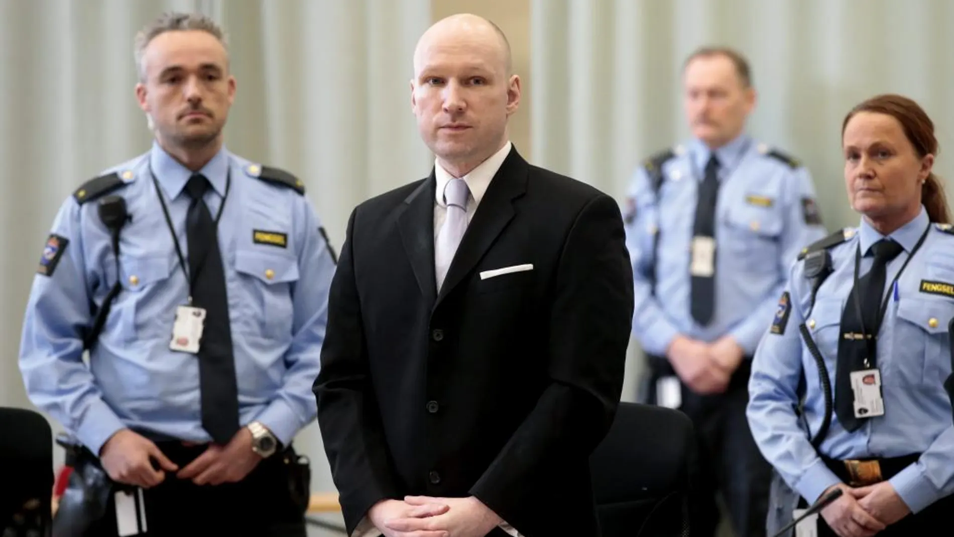 El ultraderechista Anders Behring Breivik durante su cuarto y último día de juicio en la prisión de Skien (Noruega) el pasado 18 de marzo