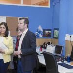 LUis Tudanca se reúne con miembros de la Asociación de Familias de Personas Sordas de Burgos