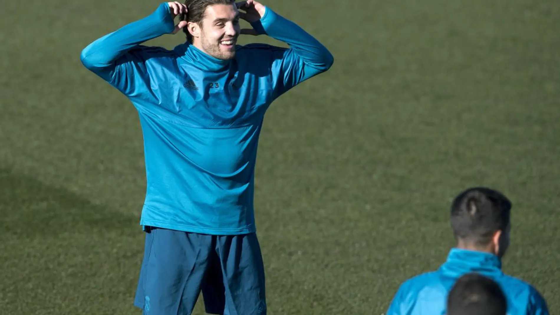 Kovacic durante un entrenamiento con el Real Madrid