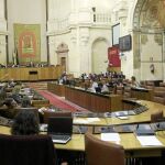 El Pleno de la décima legislatura andaluza lo conforman 109 diputados de cinco formaciones políticas diferentes