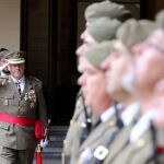 El general José Rivas pasa revista a la Fuerza